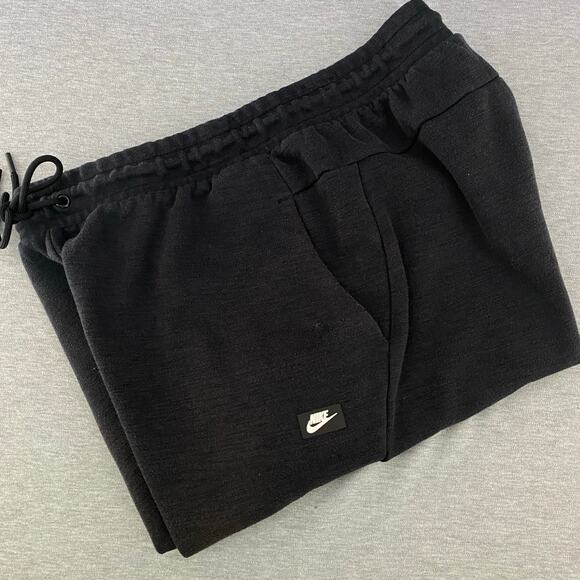 Nike‎ Sportswear Classic Fleece Shorts Black XL - Picture 1 of 8